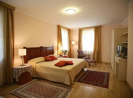 Castelbourg Отель 3*